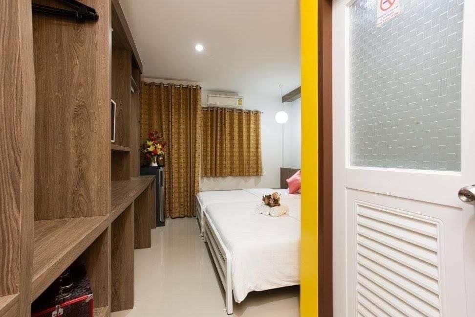 Anh Anh Homestay Bangkok Exteriör bild